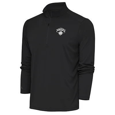 Men's Antigua Charcoal New York Knicks Metallic Logo Tribute Quarter-Zip Top