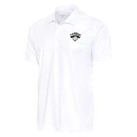 Men's Antigua White New York Knicks Metallic Logo Tribute Desert Dry Polo