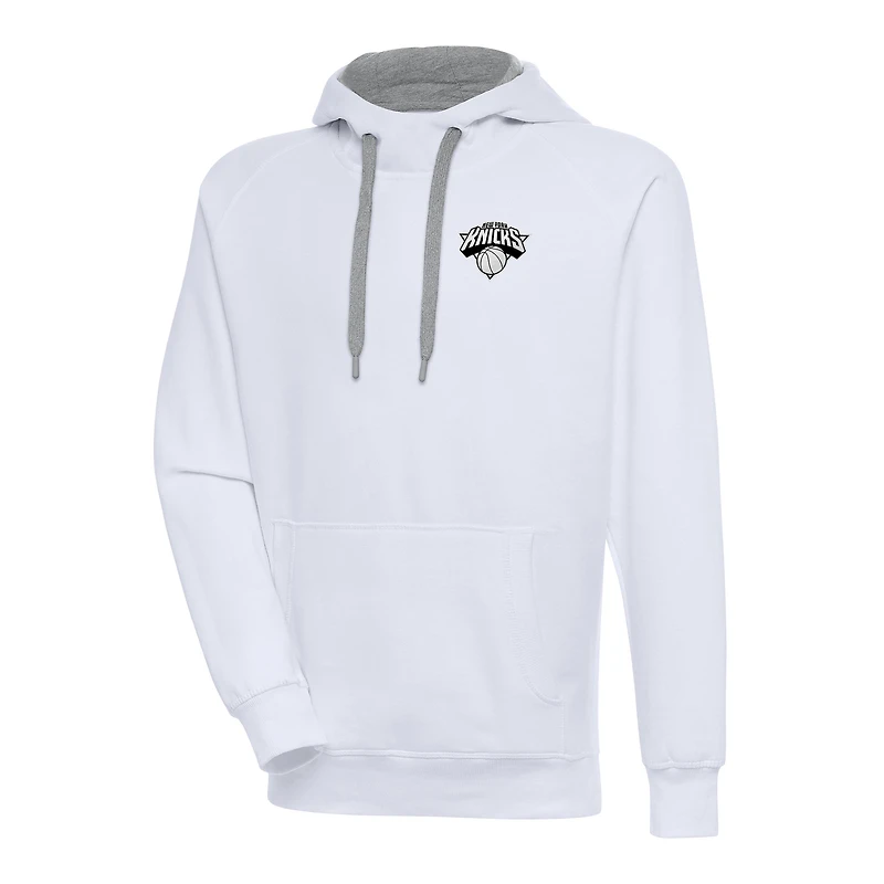 Men's Antigua New York Knicks Metallic Logo Victory Raglan Pullover Hoodie