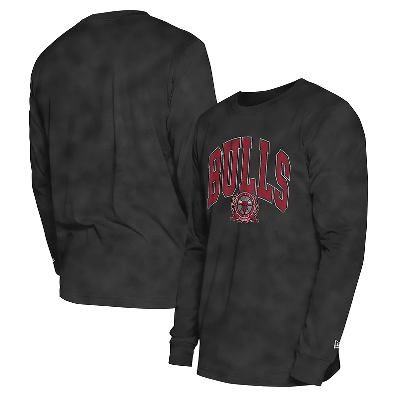Unisex New Era Black Chicago Bulls Oversized Essentials Enzyme Wash Long Sleeve T-Shirt