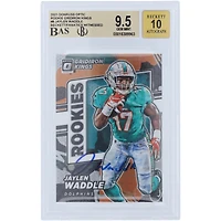 Jaylen Waddle Miami Dolphins Autographed 2021 Panini Donruss Optic Gridiron Kings #RGK-8 Beckett Fanatics Witnessed Authenticated 9.5/10 Rookie Card