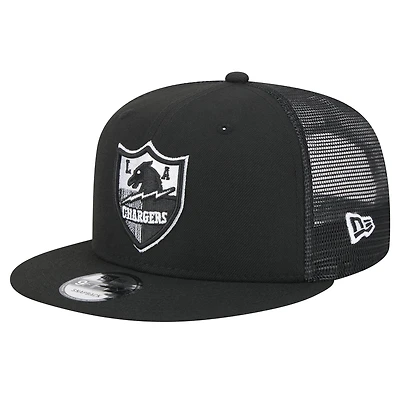 Men's New Era Black Los Angeles Chargers Main Trucker 9FIFTY Snapback Hat