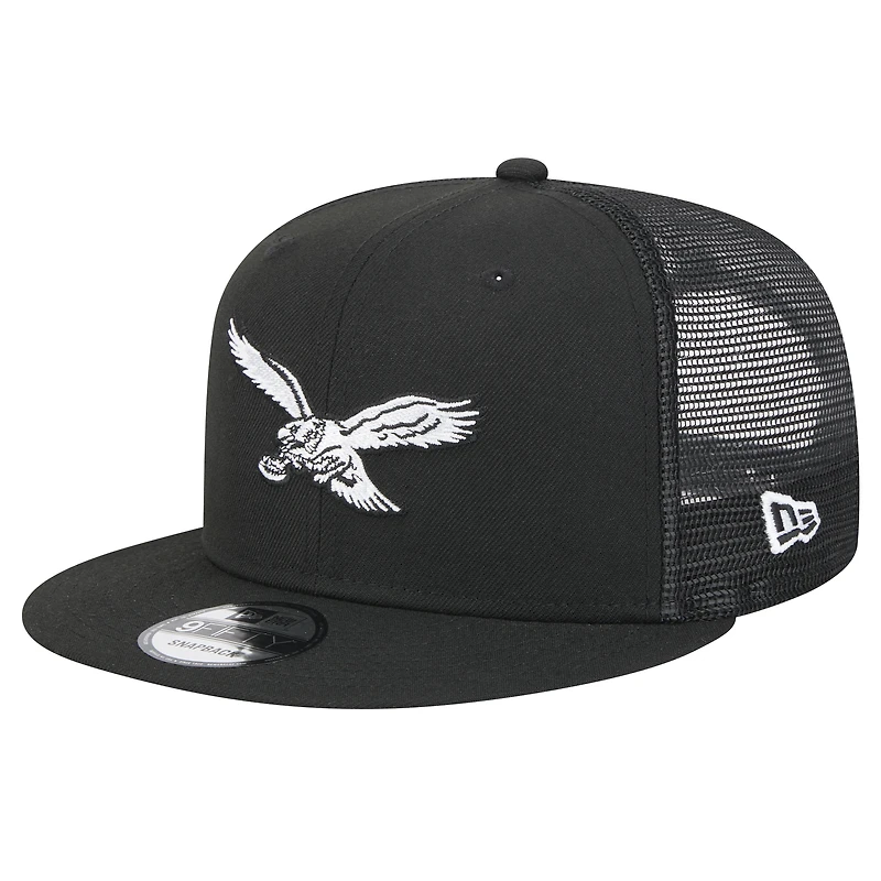 Men's New Era Black Philadelphia Eagles Main Trucker 9FIFTY Snapback Hat