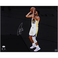 Stephen Curry Golden State Warriors Autographed 16" x 20" Free Throw Spotlight Photograph - JSA