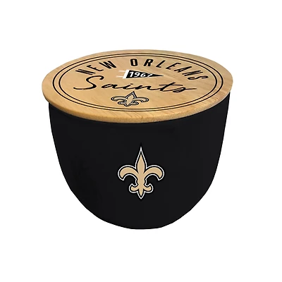 Pegasus New Orleans Saints 16oz. Script Circle Wood Top Ceramic Candle
