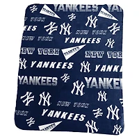 New York Yankees 50" x 60" Classic Fleece Blanket
