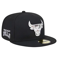 Men's New Era Black Chicago Bulls Camo Print UV 59FIFTY Fitted Hat