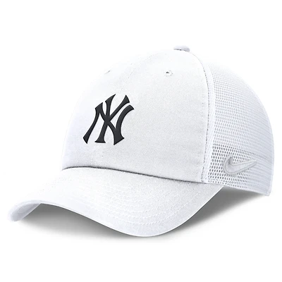 Women's Nike White/White New York Yankees Club Trucker Adjustable Hat