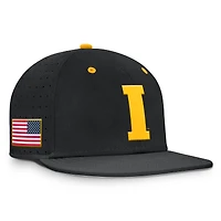 Men's Nike Black Iowa Hawkeyes On-Field Dugout True Performance Fitted Hat