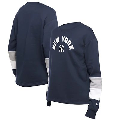 Women's New Era  Navy New York Yankees Gameday Crewneck Sweatshirt