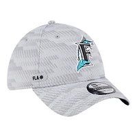 Men's New Era  Gray Florida Marlins 2025 MLB Clubhouse 39THIRTY Flex Hat