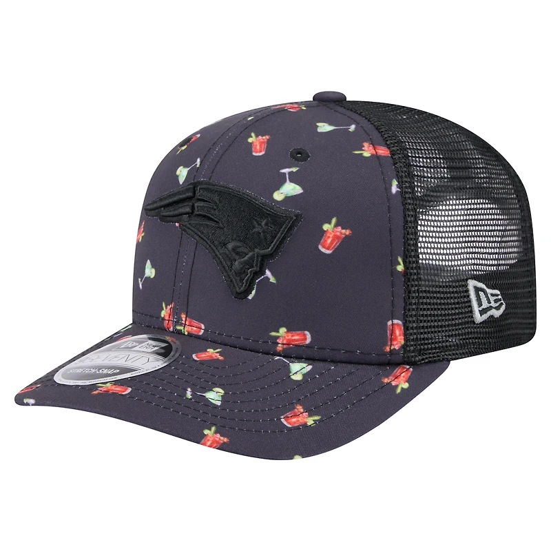 Men's New Era  Navy/Black New England Patriots Adventure Drinks Pattern 9SEVENTY Stretch-Snap Hat