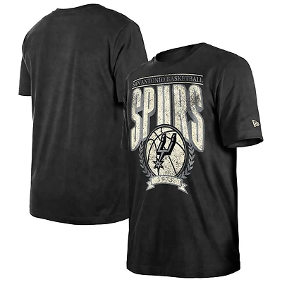 Men's New Era Black San Antonio Spurs Throwback Vintage Boxy Mineral Wash T-Shirt