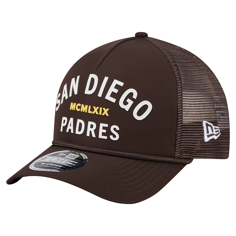 Men's New Era  Dark Brown San Diego Padres Minimalist 9FORTY A-Frame Adjustable Hat