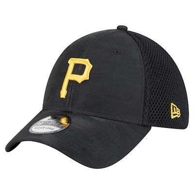 Men's New Era Black Pittsburgh Pirates Subtle Camo 39THIRTY Flex Hat