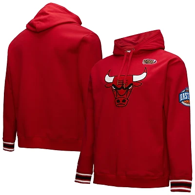 Men's Mitchell & Ness Red Chicago Bulls Hardwood Classics Chainstitch Vintage Heavyweight Pullover Hoodie