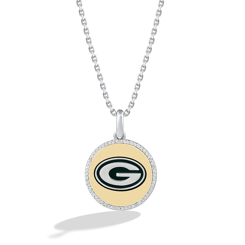 True Fan Green Bay Packers 1/10 CT. T.W. Diamond Enamel Disc Necklace