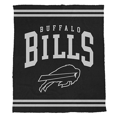 Pegasus  Buffalo Bills 50" x 60" Midnight Logo Cozy Knit Blanket
