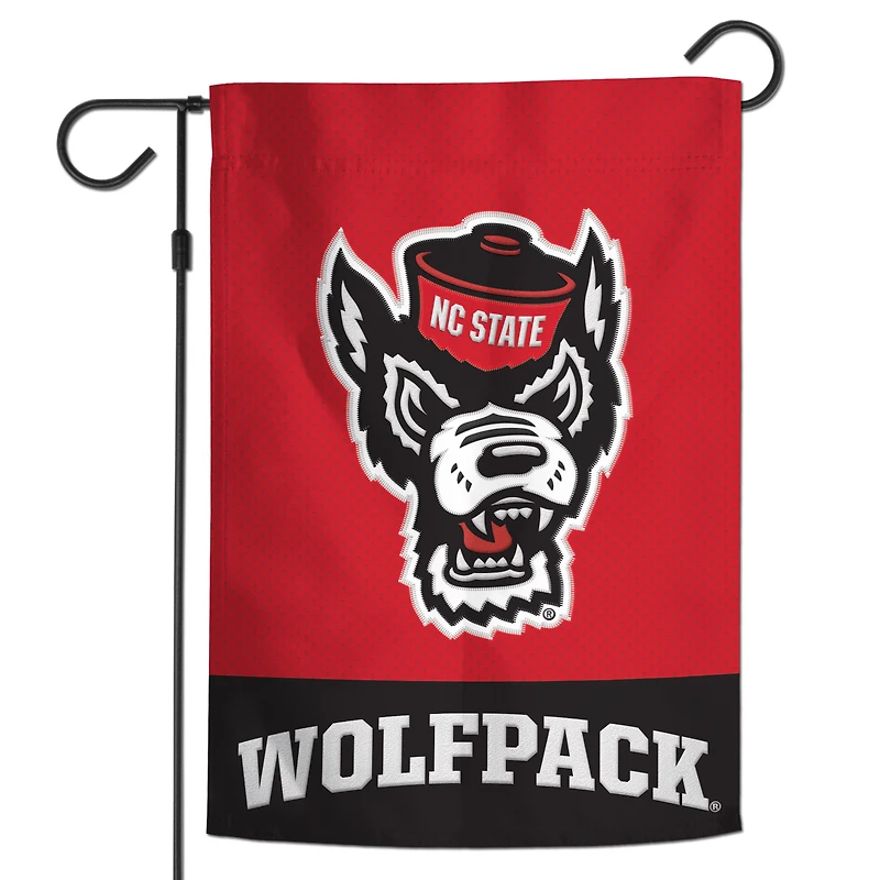 WinCraft NC State Wolfpack 12" x 18" Applique Garden Flag