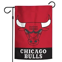 WinCraft Chicago Bulls 12" x 18" Applique Garden Flag