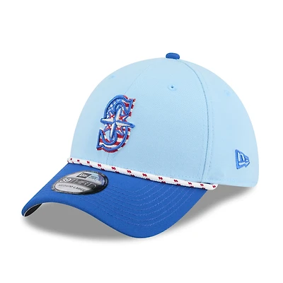 Men's New Era Light Blue/Blue Seattle Mariners 2025 Fourth of July 39THIRTY Flex Hat