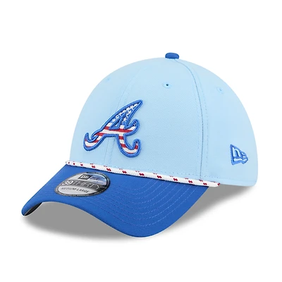 Men's New Era Light Blue/Blue Atlanta Braves 2025 Fourth of July 39THIRTY Flex Hat