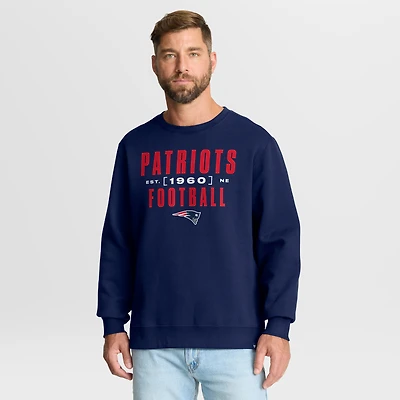 Men's Fanatics Navy New England Patriots Powerful Throw Legacy Pullover Sweatshirt