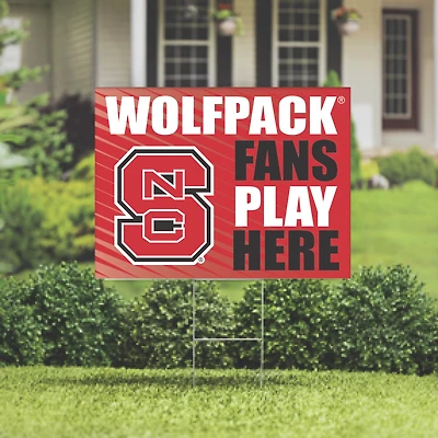 NC State Wolfpack 18" x 24" Fans Play Here Outdoor Yard Sign