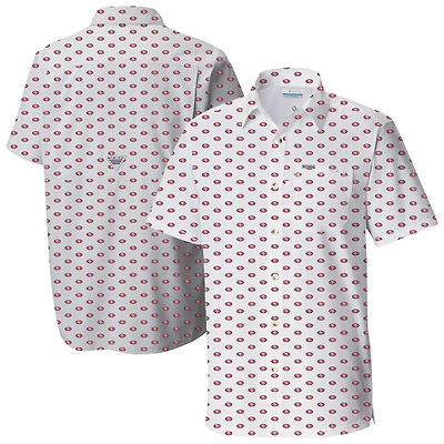 Men's Columbia White San Francisco 49ers Super Slack Tide Omni-Wick Micro Print Button-Up Shirt