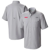 Men's Columbia Gray Kansas City Chiefs Low Drag Offshore Omni-Wick Button-Up Shirt