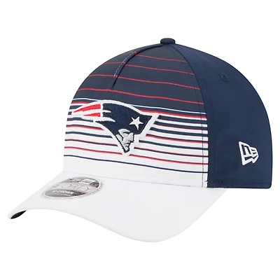 Men's New Era  White/Navy New England Patriots Adventure Gradient 9FORTY M-Crown A-Frame Adjustable Hat