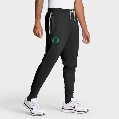 Men's Nike Black Oregon Ducks 2025 Sideline Standard Issue Dri-FIT Taper Pants