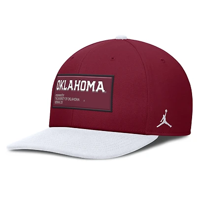 Men's Jordan Brand White/Crimson Oklahoma Sooners 2025 On-Field Patch Pro Dri-FIT Snapback Hat