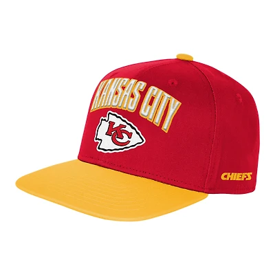 Youth Outerstuff  Red Kansas City Chiefs Essentials Adjustable Hat