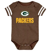 Newborn & Infant Outerstuff Brown Green Bay Packers Playmaker Bodysuit