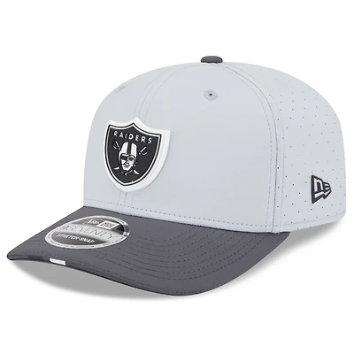 Men's New Era  Gray/Graphite Las Vegas Raiders 2025 NFL Training Camp 9SEVENTY Adjustable Hat
