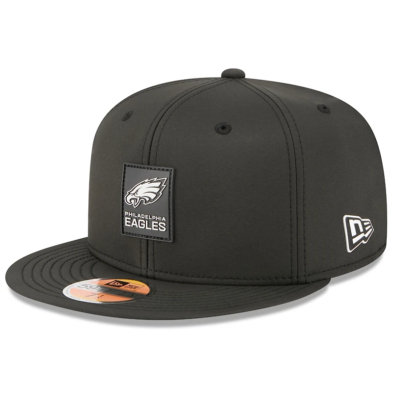 Men's New Era Philadelphia Eagles 2025 Sideline 59FIFTY Fitted Hat