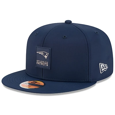 Men's New Era Navy England Patriots 2025 Sideline  59FIFTY Fitted Hat