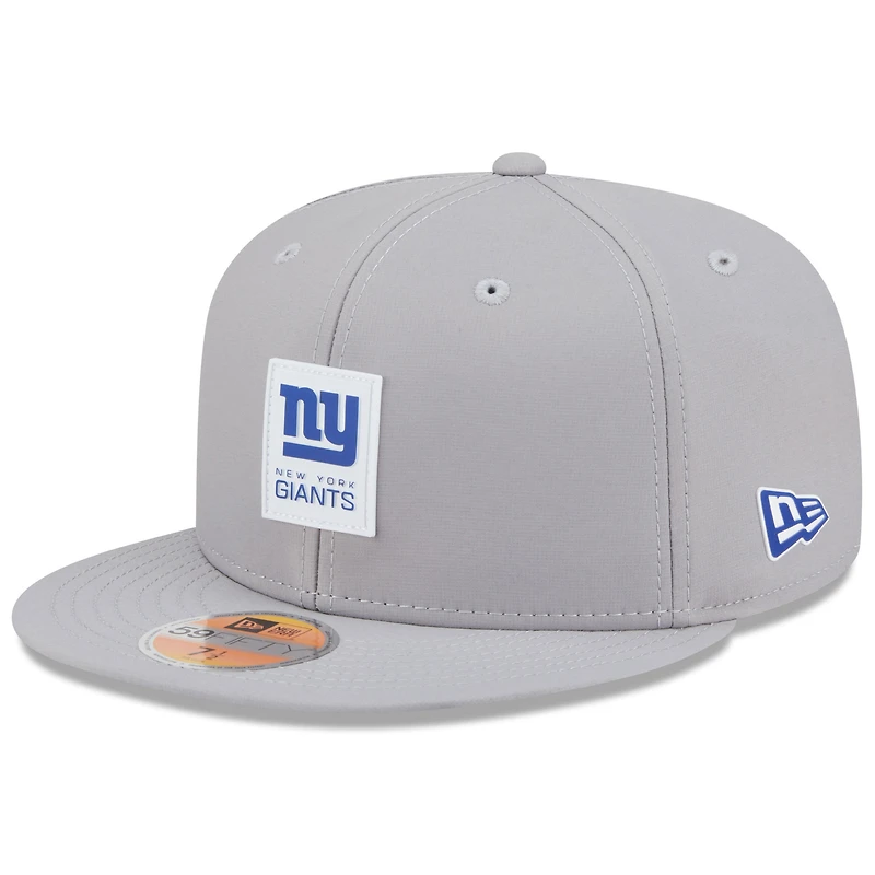 Men's New Era Gray York Giants 2025 Sideline 59FIFTY Fitted Hat