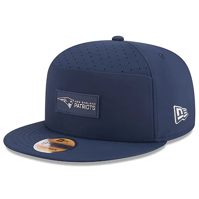 Men's New Era Navy New England Patriots 2025 Sideline  Split Panel 9FIFTY Snapback Hat