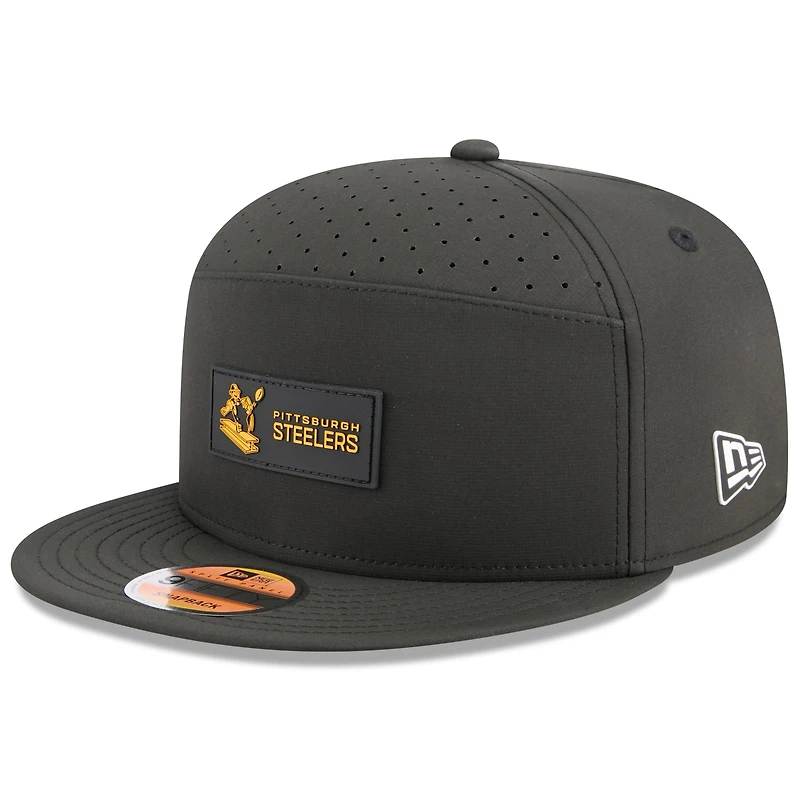 Men's New Era Black Pittsburgh Steelers 2025 Sideline Throwback Split Panel 9FIFTY Snapback Hat