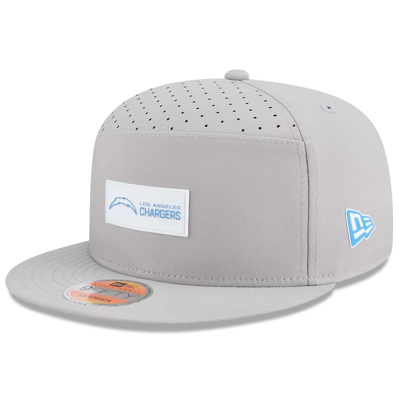 Men's New Era Gray Los Angeles Chargers 2025 Sideline  Split Panel 9FIFTY Snapback Hat