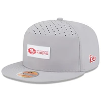 Men's New Era Gray San Francisco 49ers 2025 Sideline  Split Panel 9FIFTY Snapback Hat