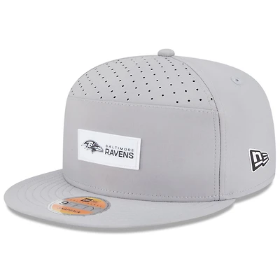 Men's New Era Gray Baltimore Ravens 2025 Sideline  Split Panel 9FIFTY Snapback Hat