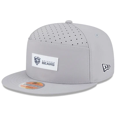 Men's New Era Gray Chicago Bears 2025 Sideline  Split Panel 9FIFTY Snapback Hat