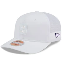 Men's New Era Minnesota Vikings 2025 Sideline 9SEVENTY Trucker Adjustable Hat