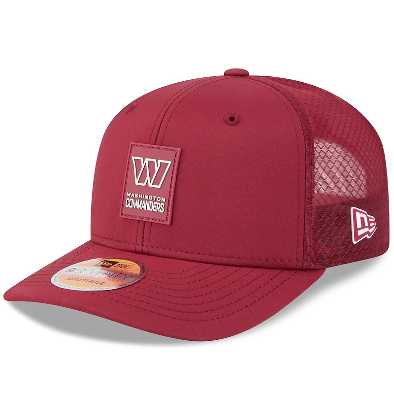 Men's New Era Washington Commanders 2025 Sideline 9SEVENTY Trucker Adjustable Hat