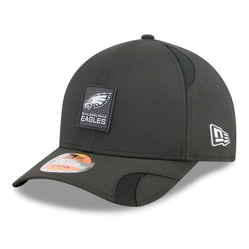 Men's New Era Philadelphia Eagles 2025 Sideline M-Crown 9FORTY Adjustable Hat