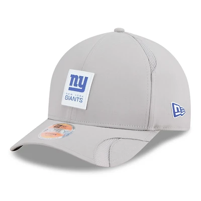 Men's New Era Gray New York Giants 2025 Sideline  M-Crown 9FORTY Adjustable Hat