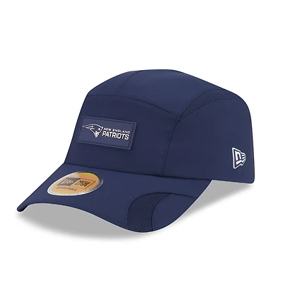 Men's New Era Navy New England Patriots 2025 Sideline  Runner Adjustable Hat